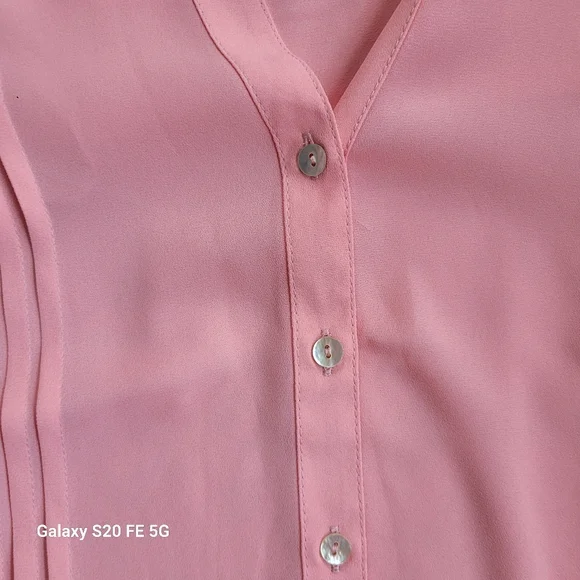 Nanette Lepore Soft Melon Colored Ruffled Blouse - Picture 3 of 10